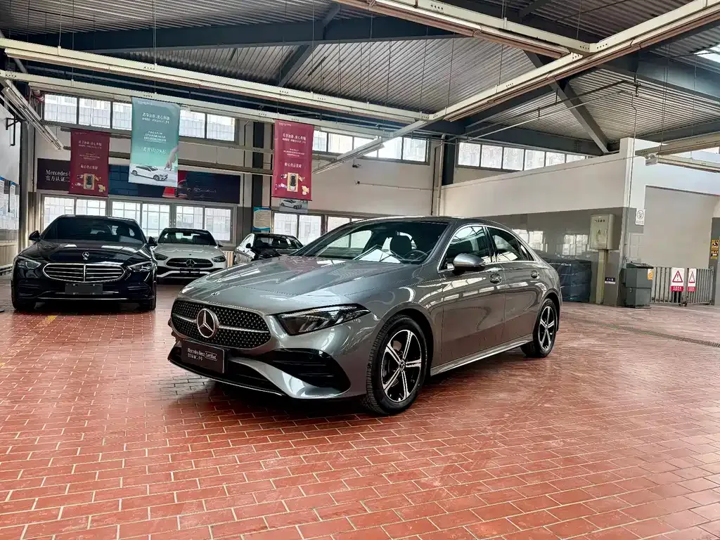 Mercedes-Benz A-Class — фото 1