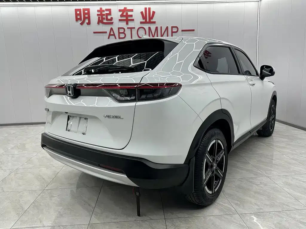 Honda Vezel 2023 из CN, фото 9