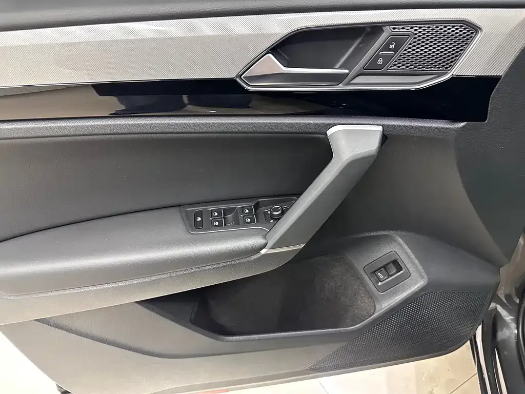 Volkswagen Tayron 2022 из CN, фото 6