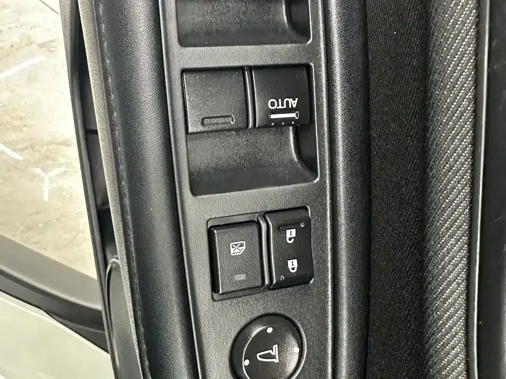 Honda Vezel 2022 из CN, фото 10