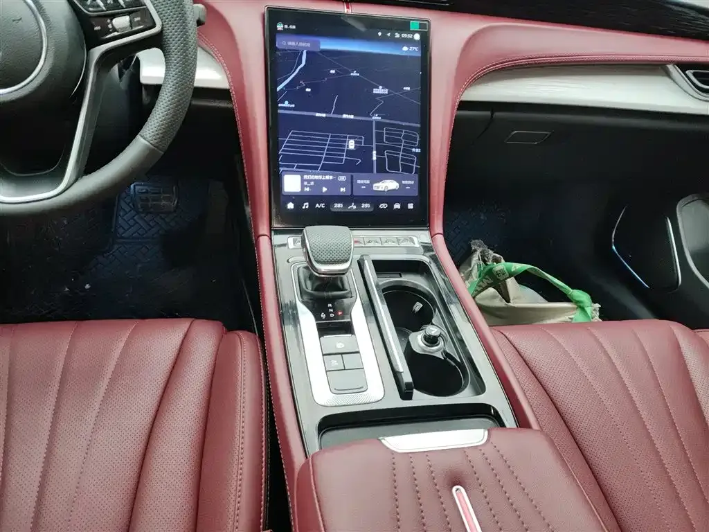 Hongqi H5 2025 из CN, фото 6