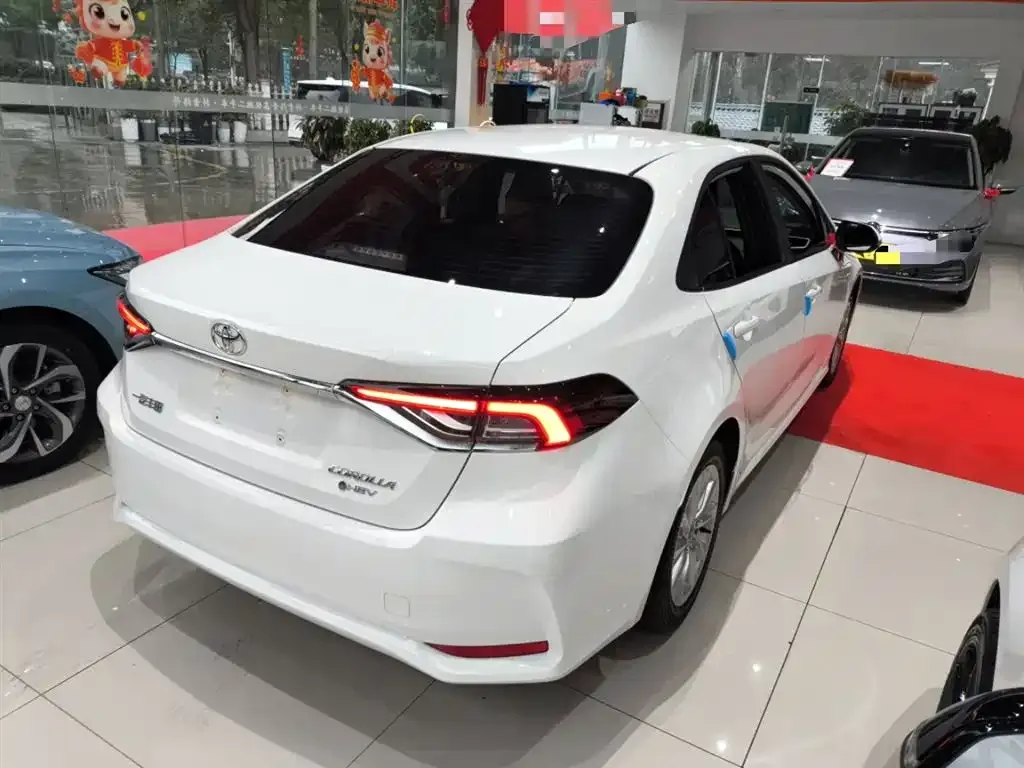 Toyota Corolla 2025 из CN, фото 10