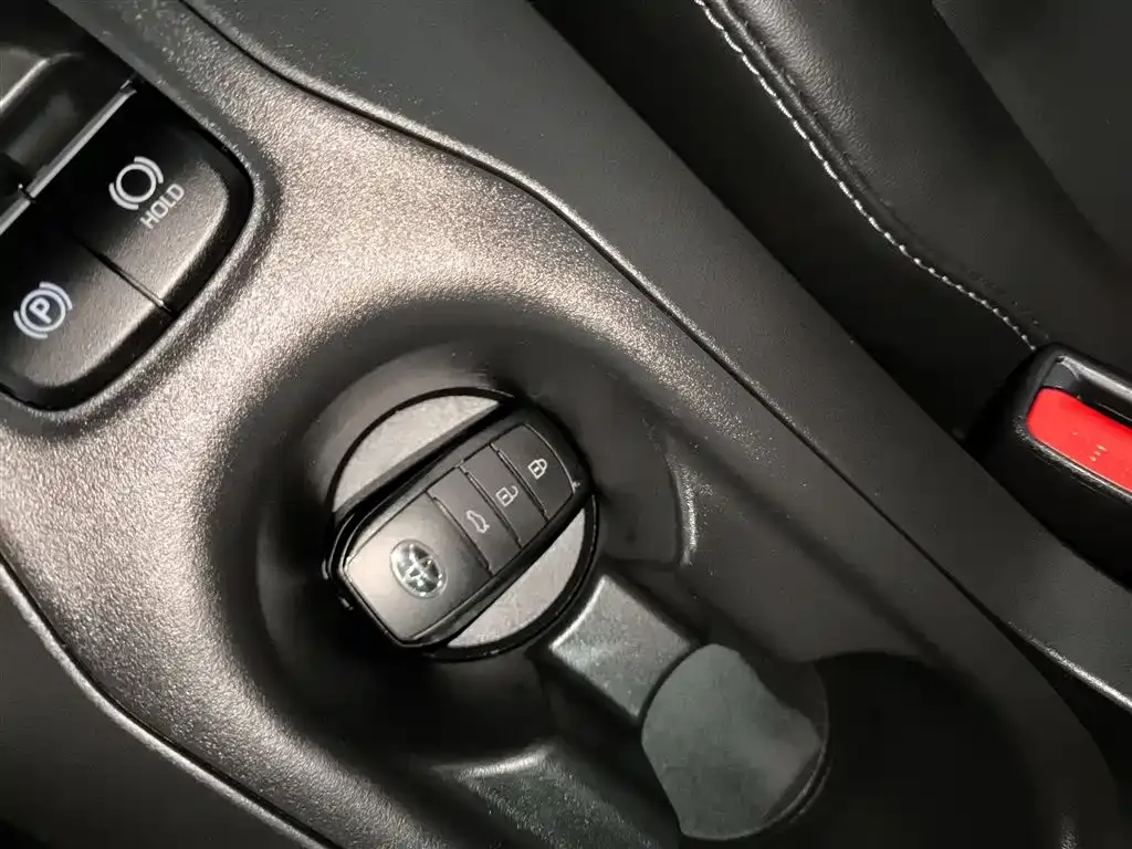Toyota Corolla 2025 из CN, фото 7