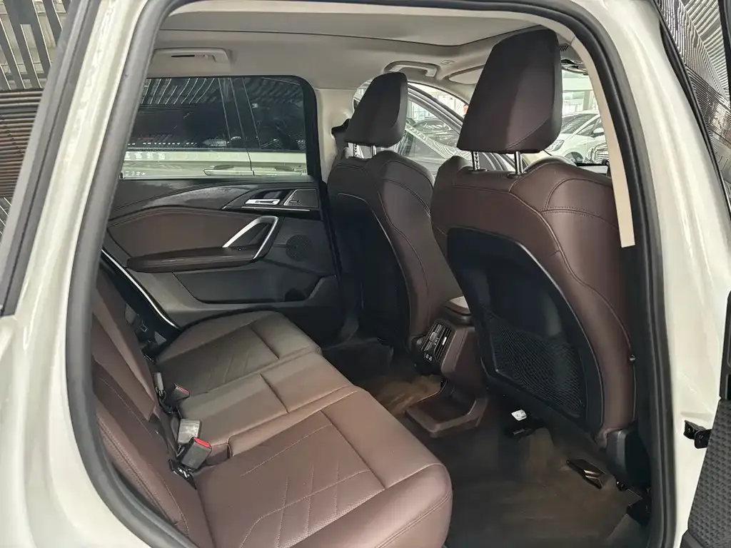 BMW X1 2024 из CN, фото 2