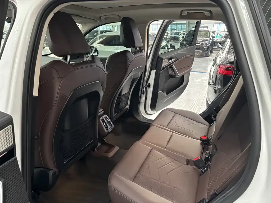 BMW X1 2024 из CN, фото 3