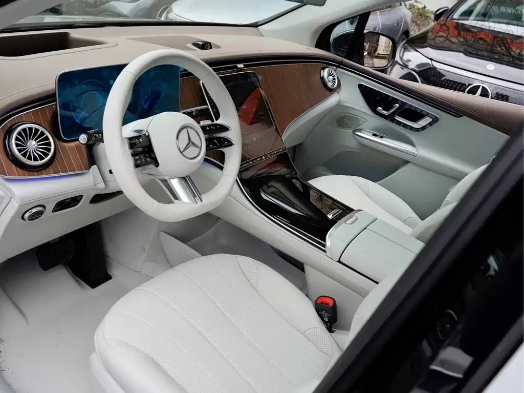 Mercedes-Benz EQE SUV 2026 из CN, фото 8