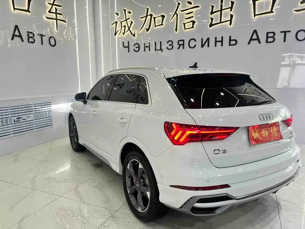 Audi Q3 2022 из CN, фото 3