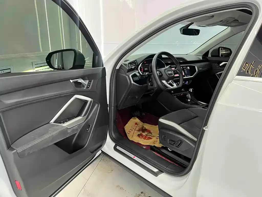 Audi Q3 2022 из CN, фото 4