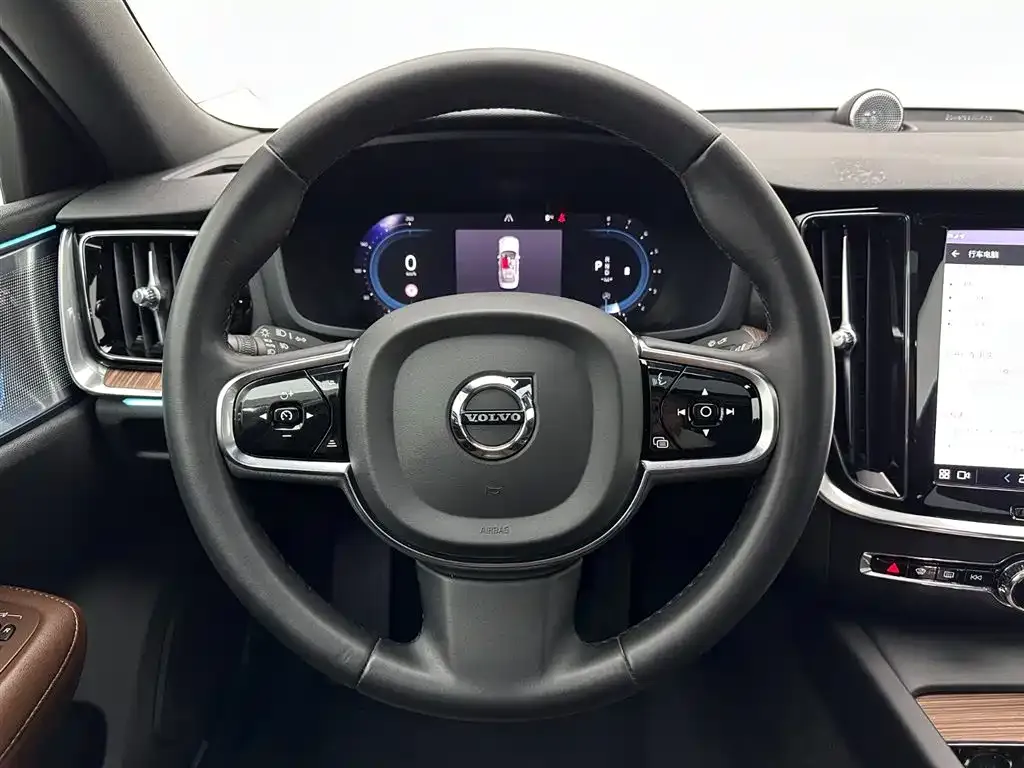 Volvo S60 — фото 3