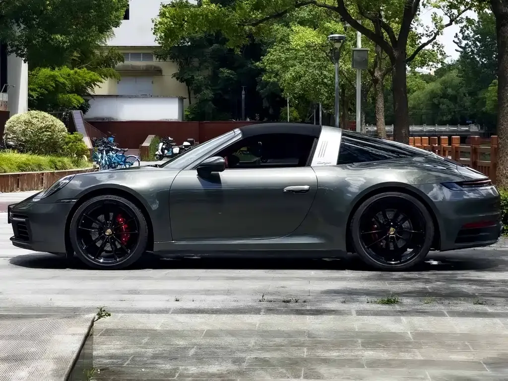 Porsche 911 2022 из CN, фото 6