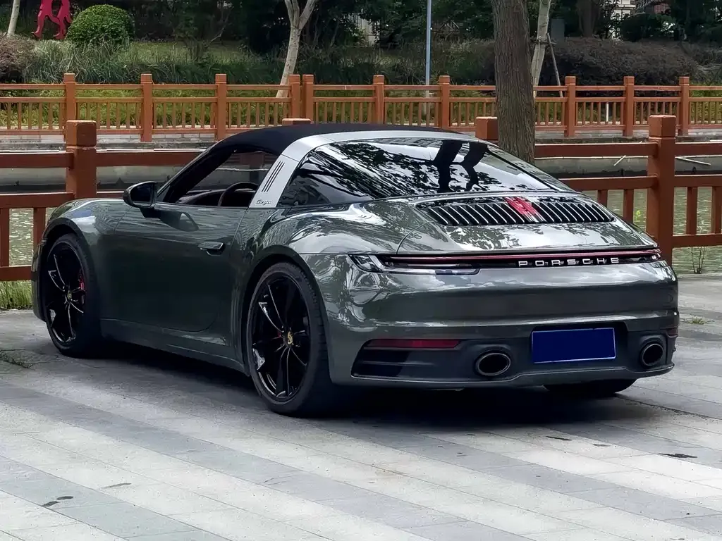 Porsche 911 2022 из CN, фото 7