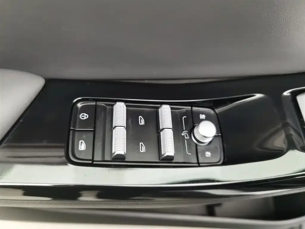 Geely Galaxy L6 2025 из CN, фото 10