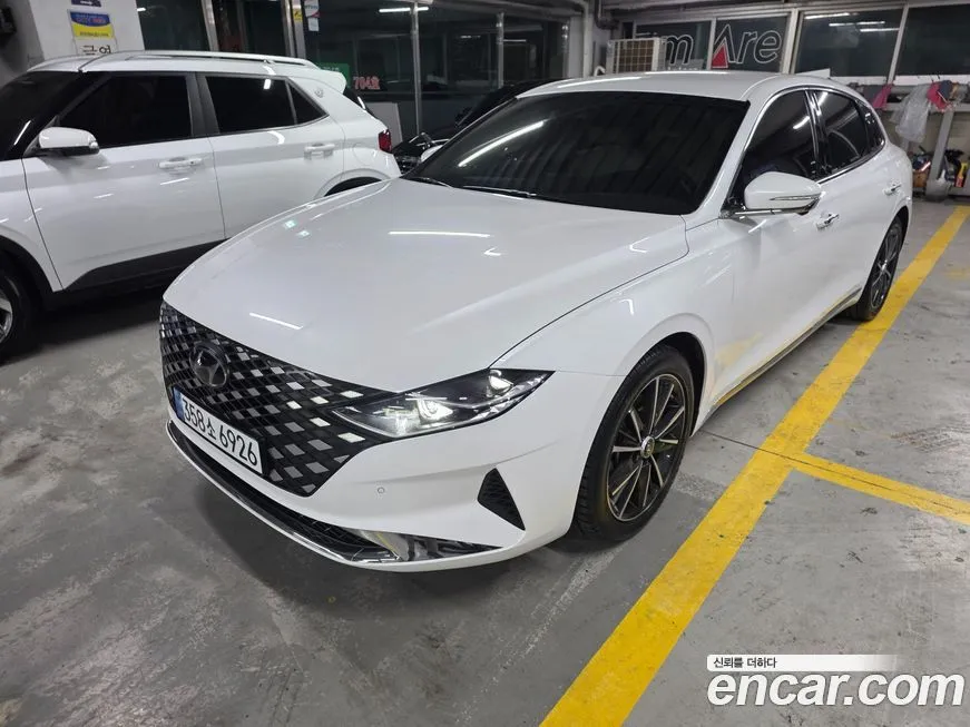 Hyundai Grandeur 2022 из KR, фото 1