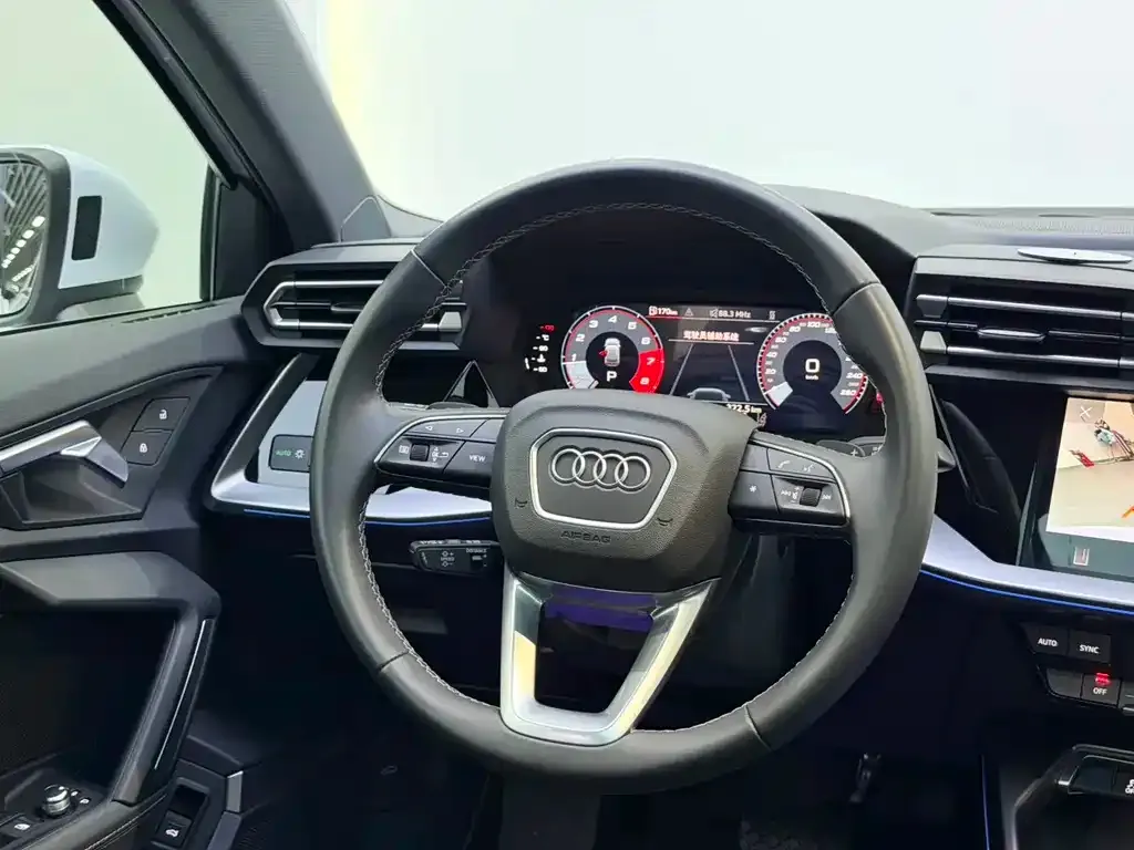 Audi A3 — фото 9
