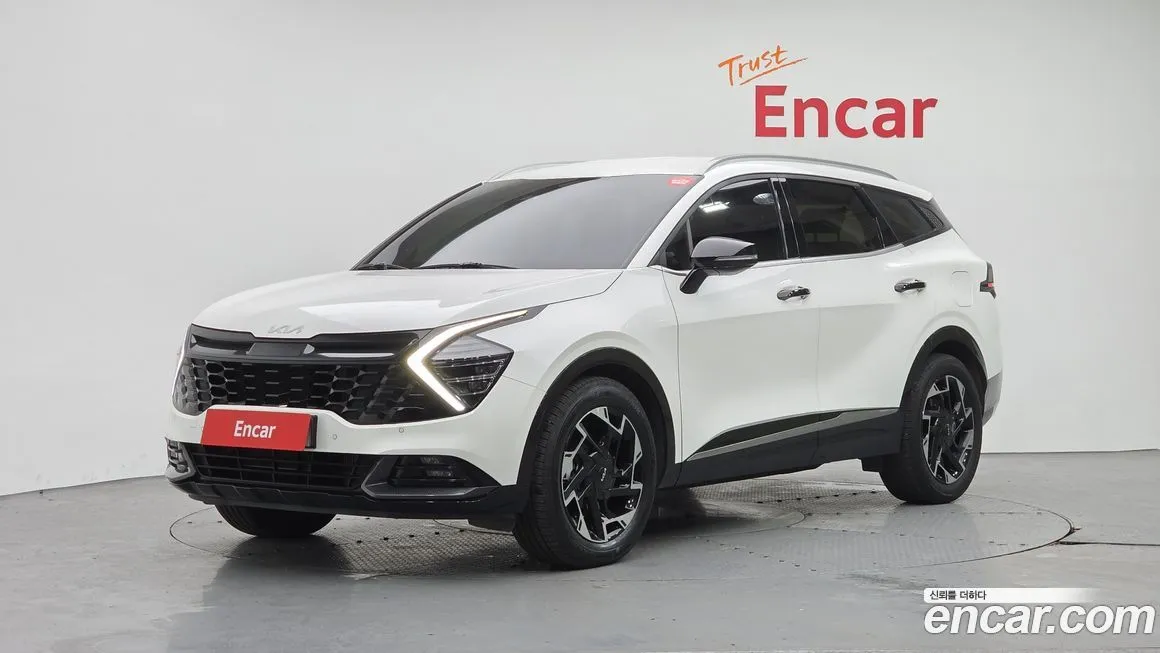 Kia Sportage — фото 1