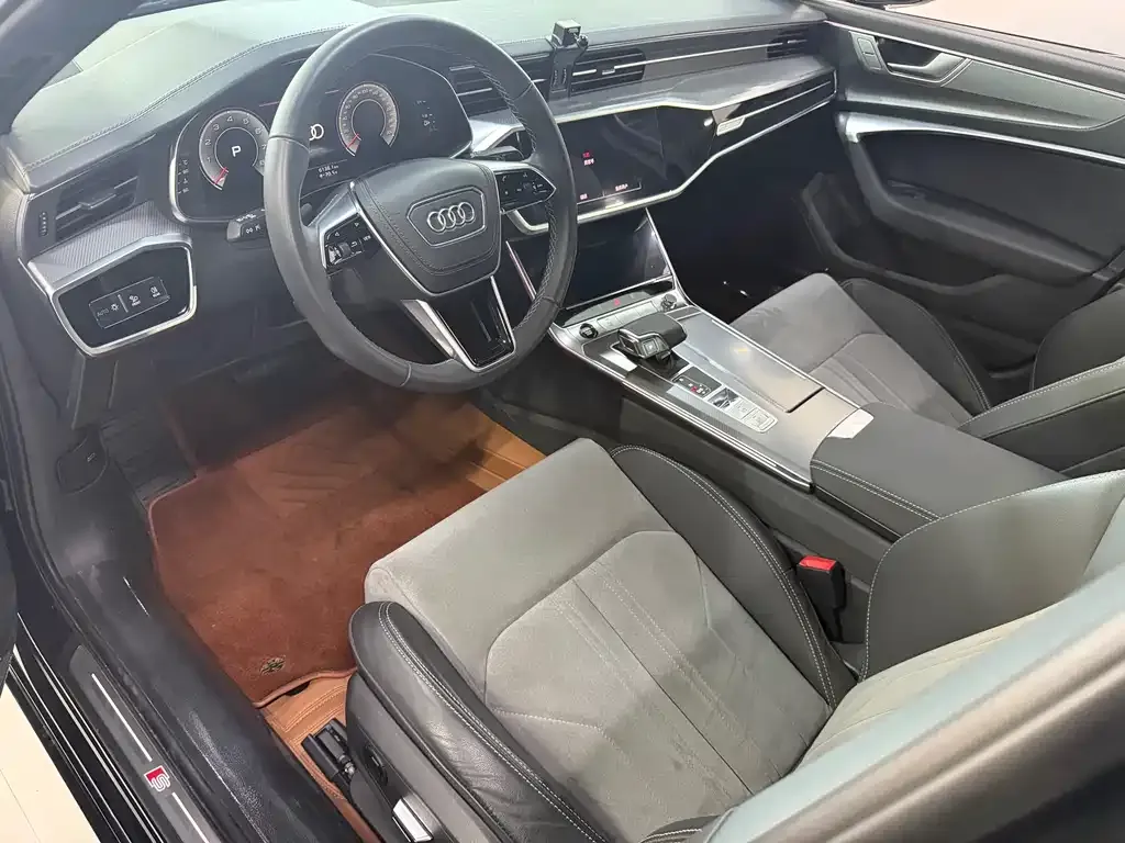 Audi A6L 2024 из CN, фото 4
