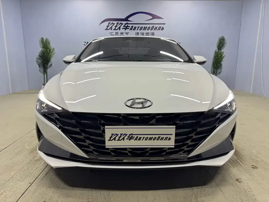 Hyundai Elantra 2023 из CN, фото 3