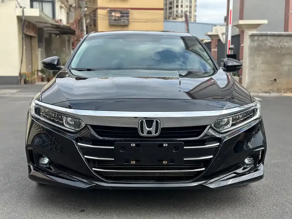 Honda Accord — фото 5