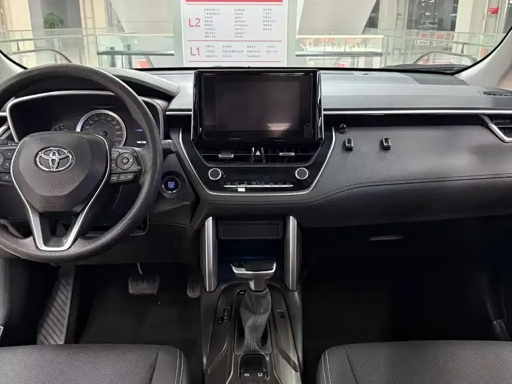 Toyota Frontlander 2022 из CN, фото 4