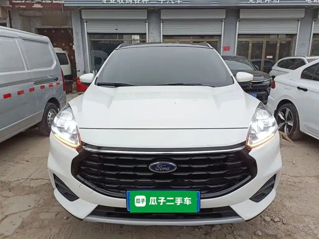Ford Escape 2024 из CN, фото 10