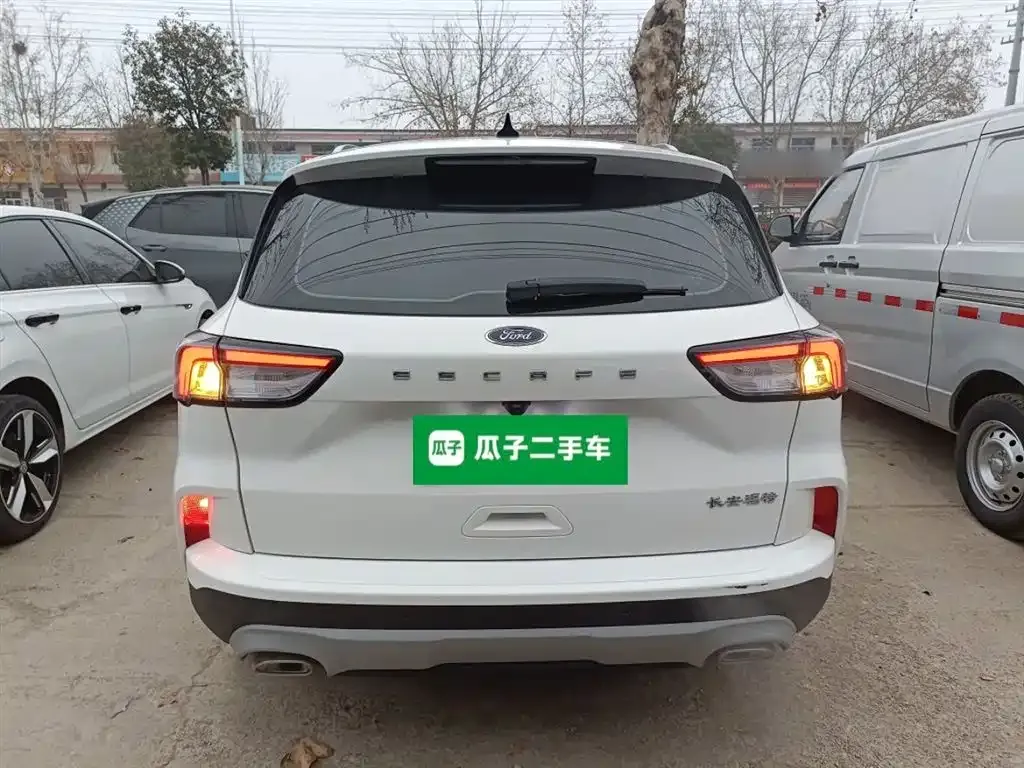 Ford Escape 2024 из CN, фото 7