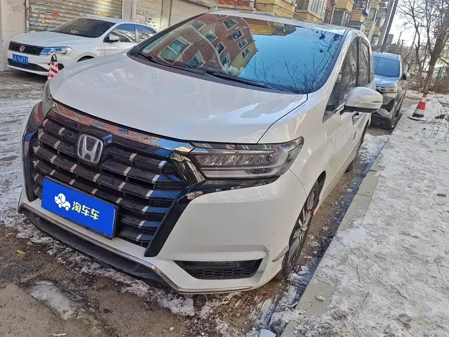 Honda Elysion 2023 из CN, фото 1