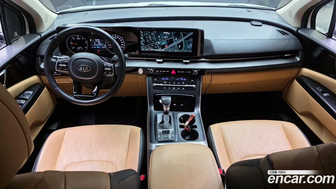 Kia Carnival — фото 9