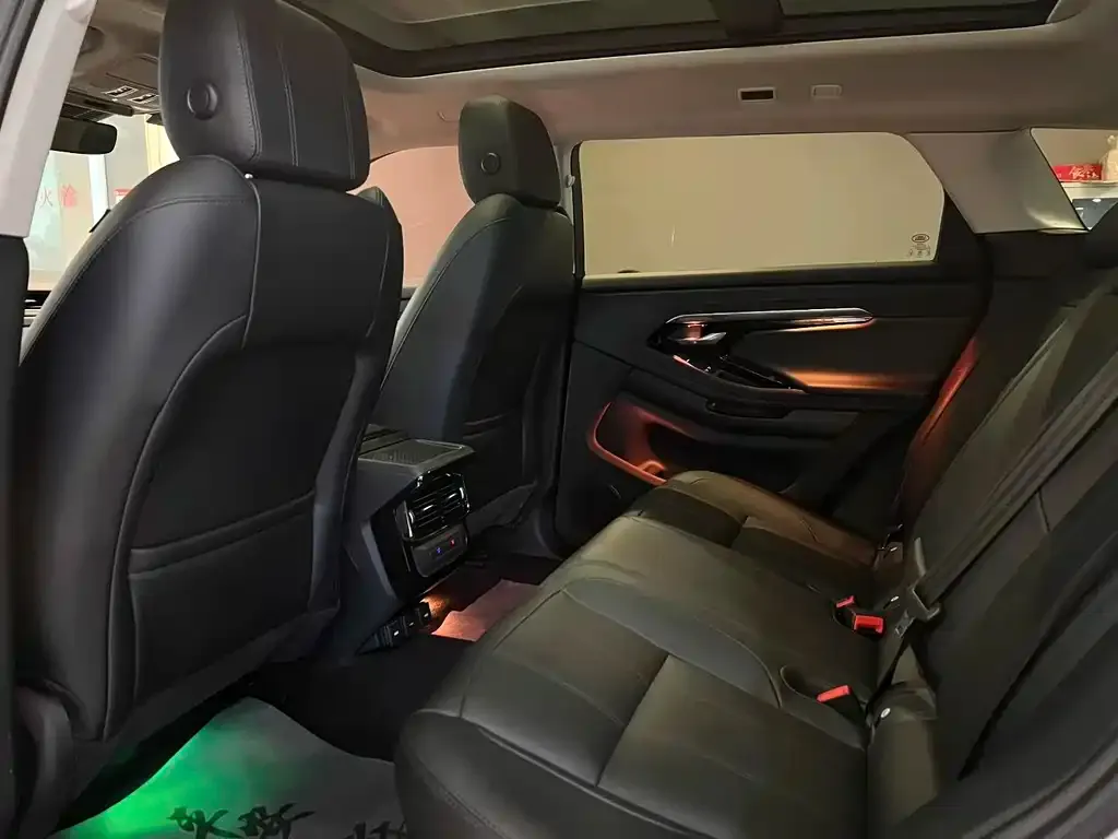 Land Rover Evoque 2022 из CN, фото 2