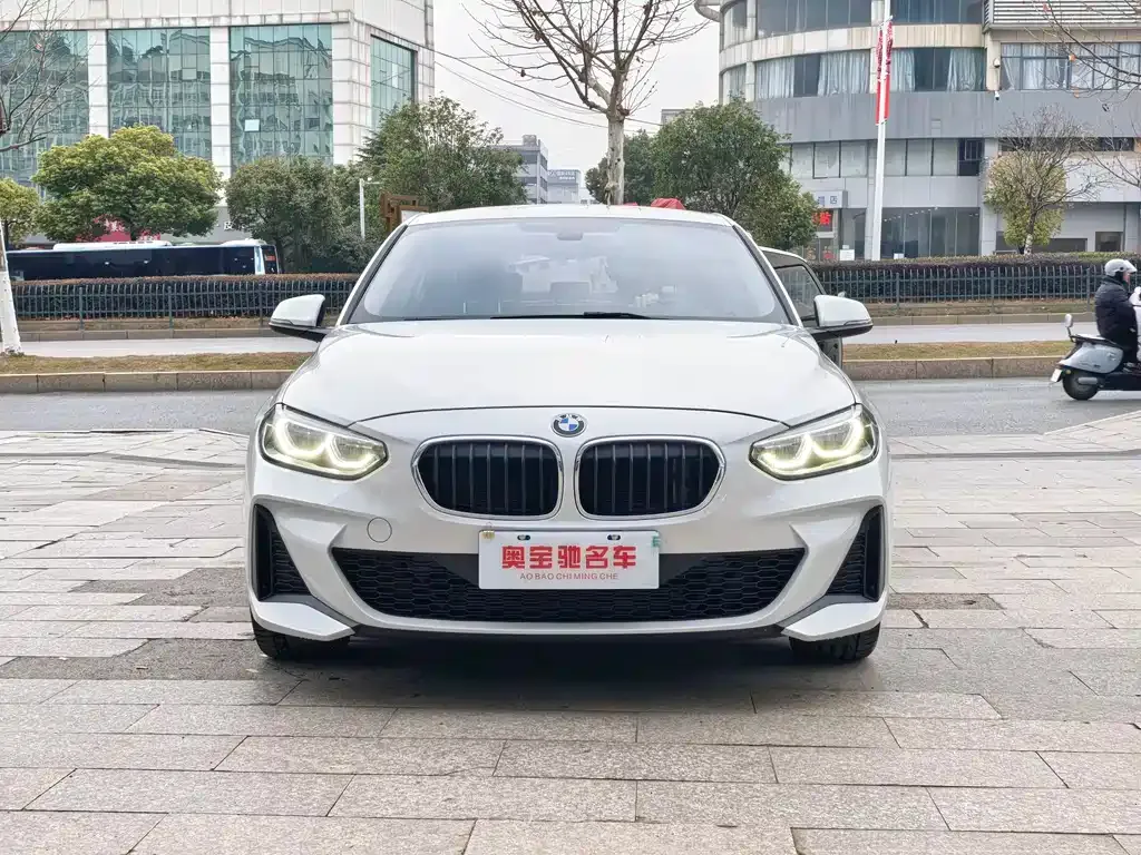 BMW 1 Series 2022 из CN, фото 10