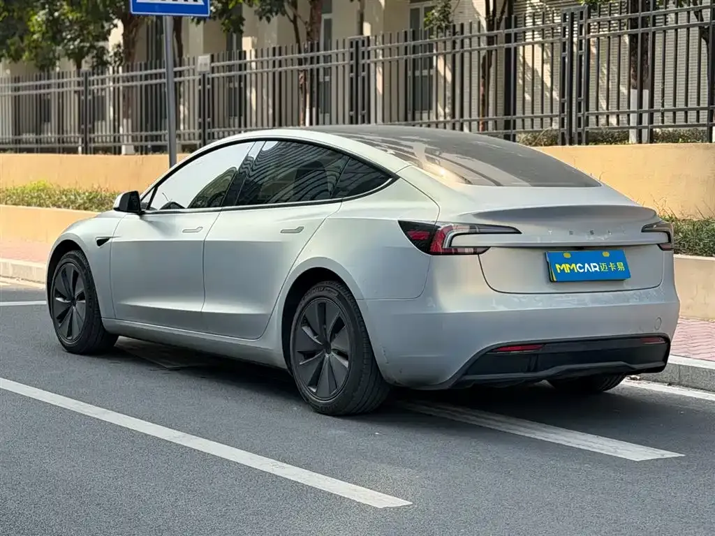 Tesla Model 3 2024 из CN, фото 8