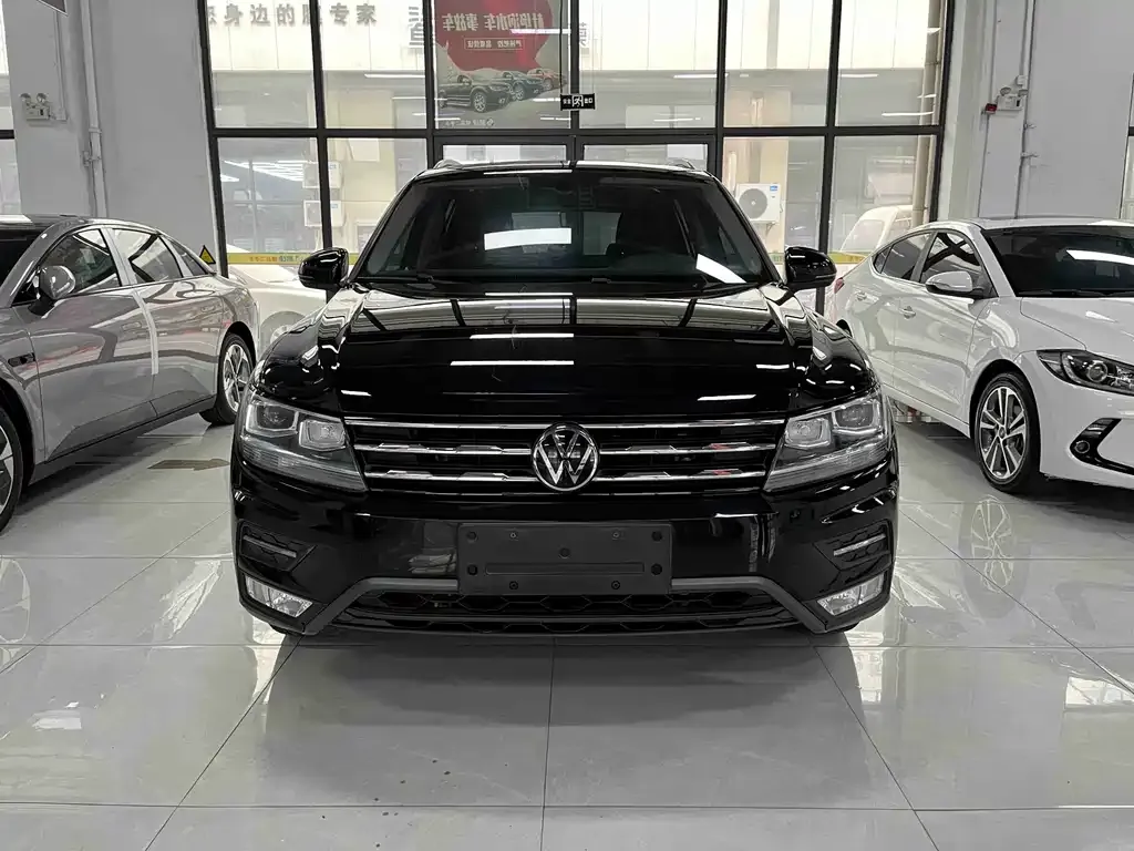 Volkswagen Tiguan L 2021 из CN, фото 6