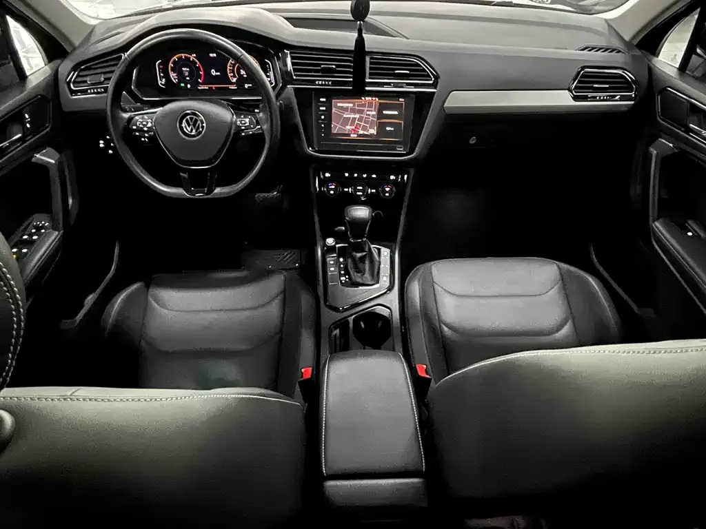 Volkswagen Tiguan L 2021 из CN, фото 5