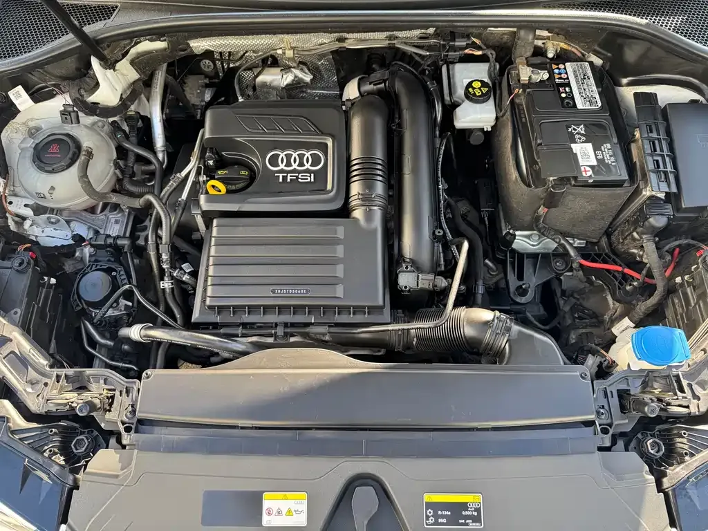 Audi Q3 — фото 10