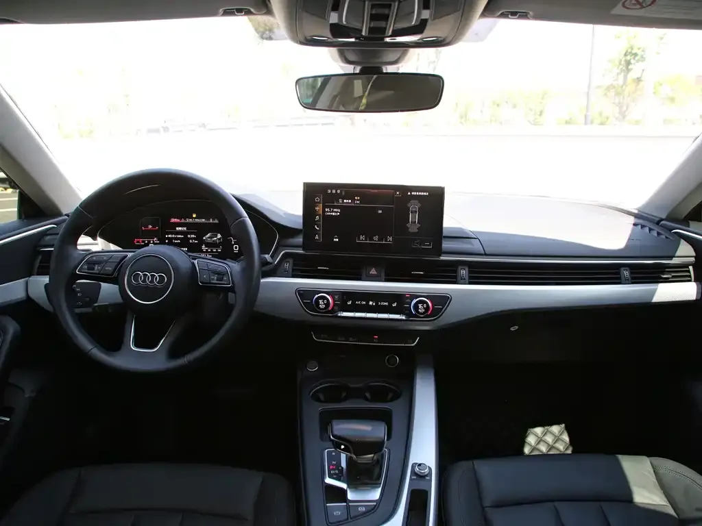 Audi A5 (Import) 2021 из CN, фото 2