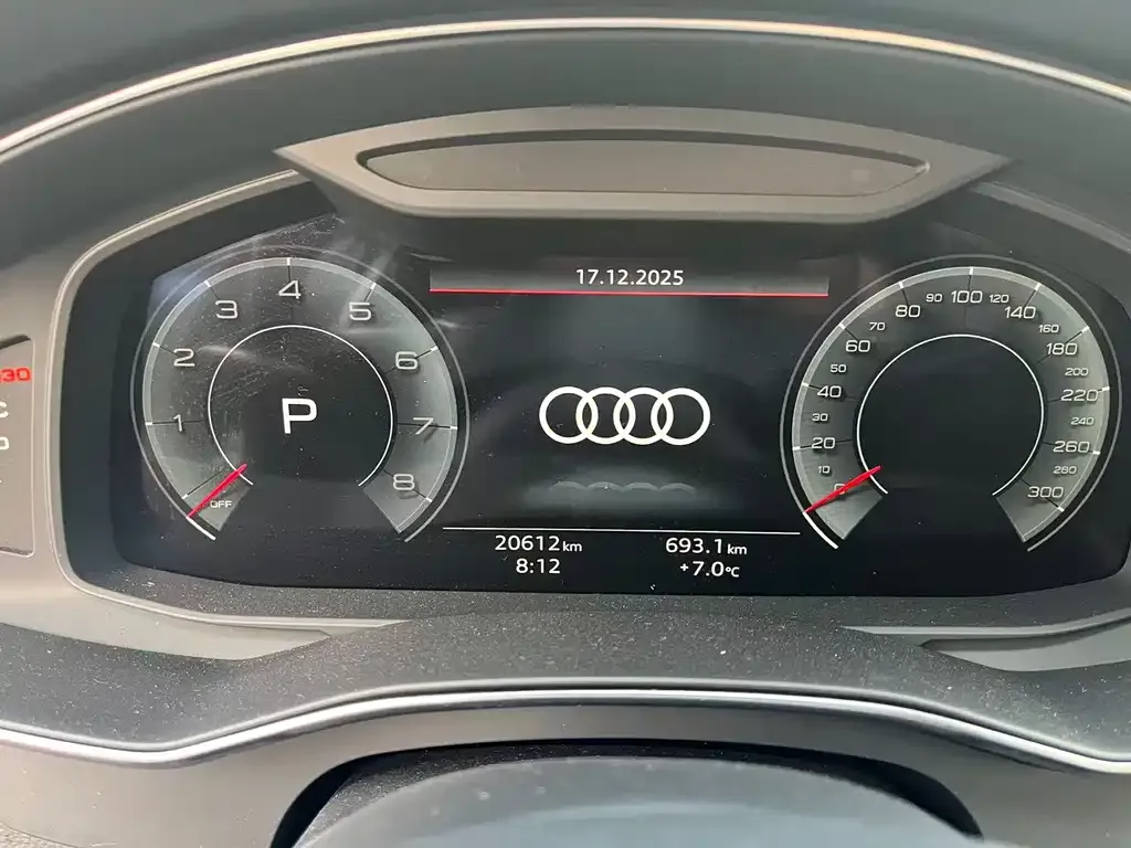 Audi A6L 2024 из CN, фото 5