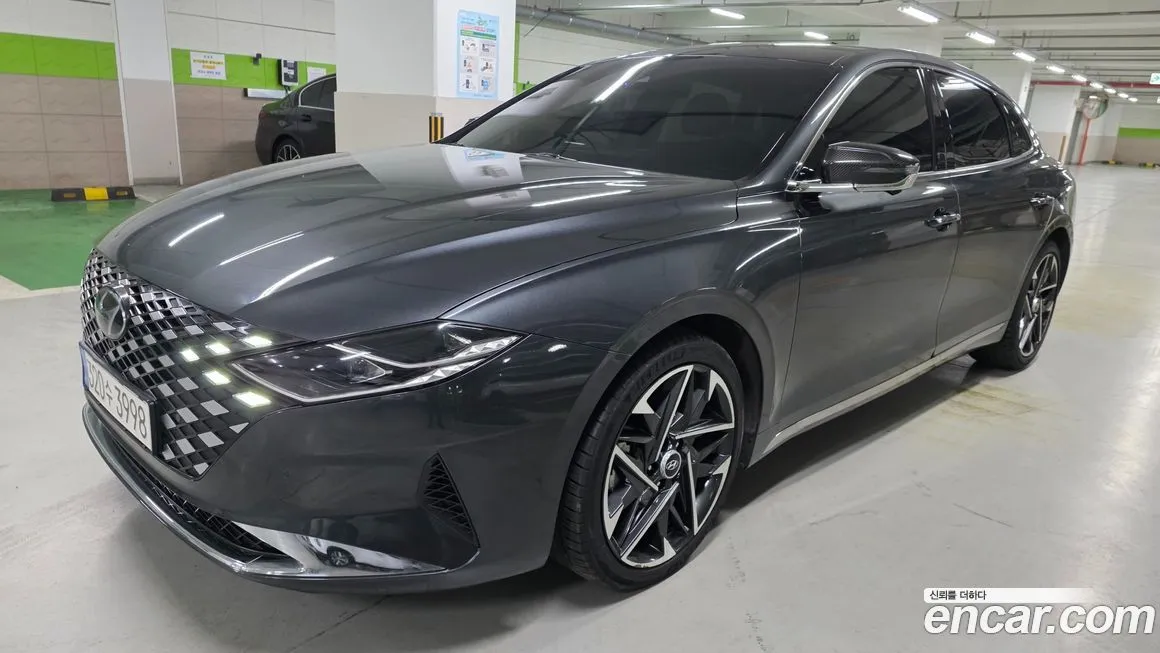 Hyundai Grandeur — фото 1