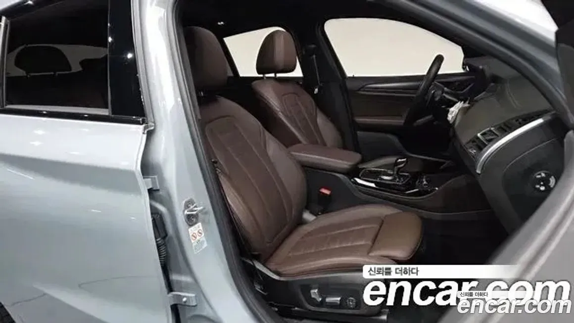 BMW X4 2022 из KR, фото 8
