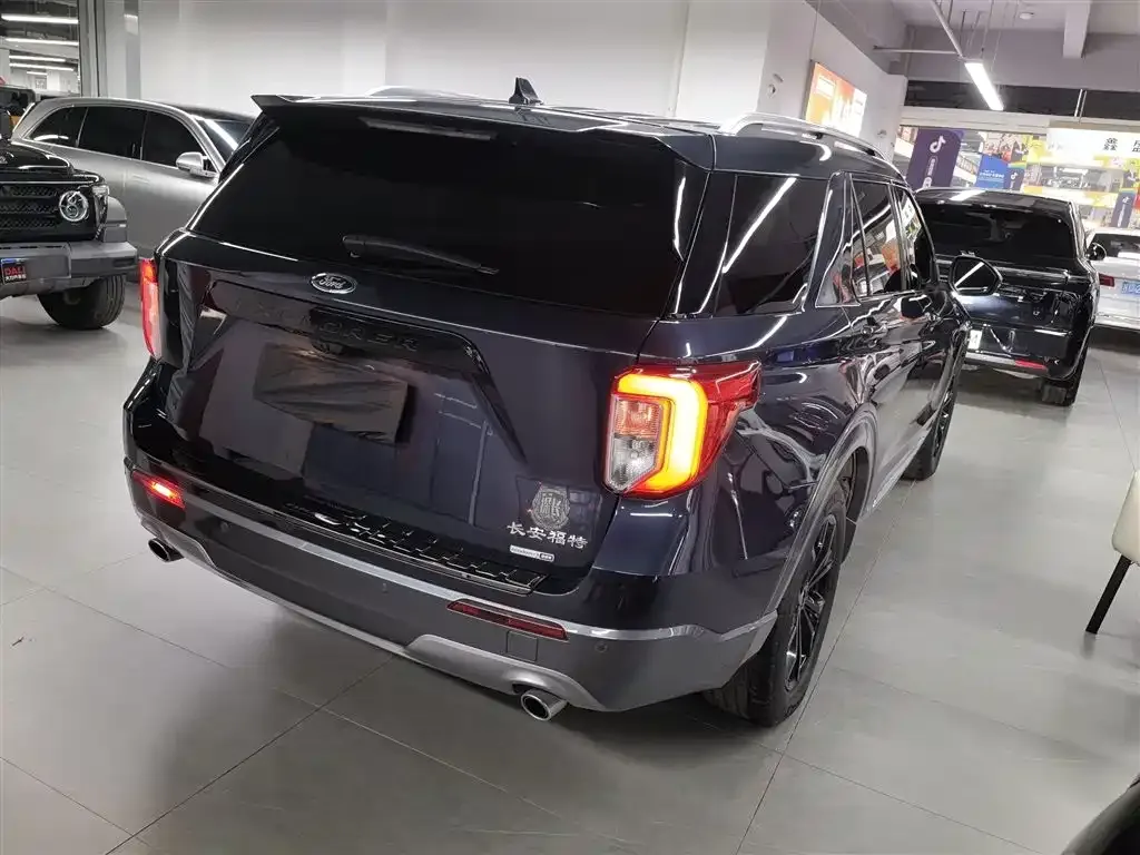 Ford Explorer 2021 из CN, фото 5