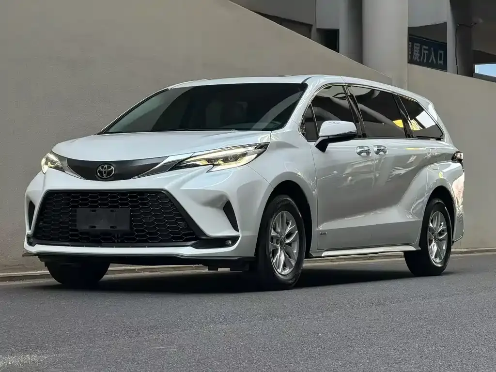 Toyota Granvia 2025 из CN, фото 1