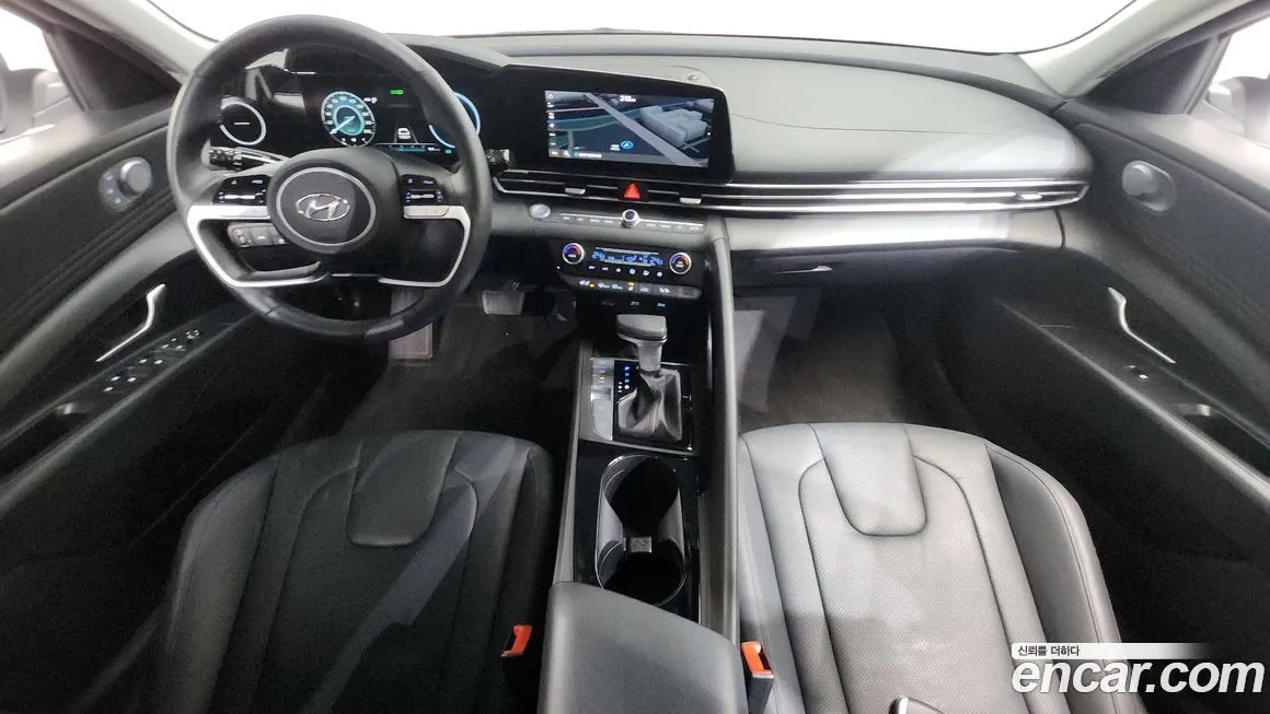 Hyundai AVANTE — фото 6