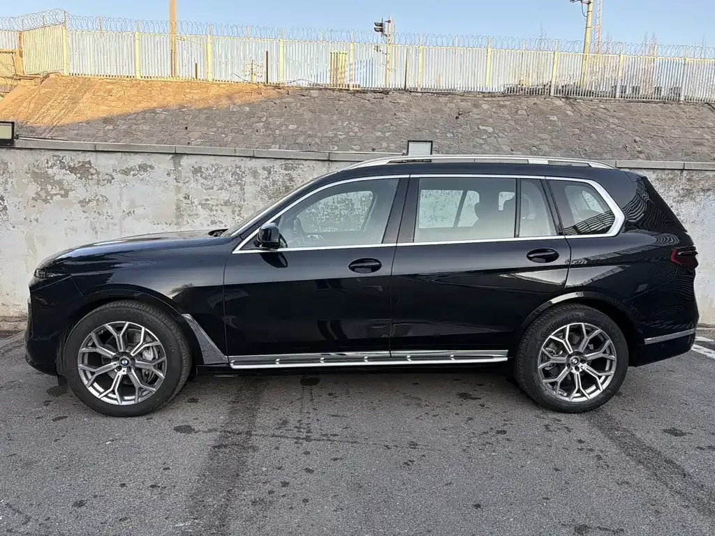 BMW X7 2025 из CN, фото 8