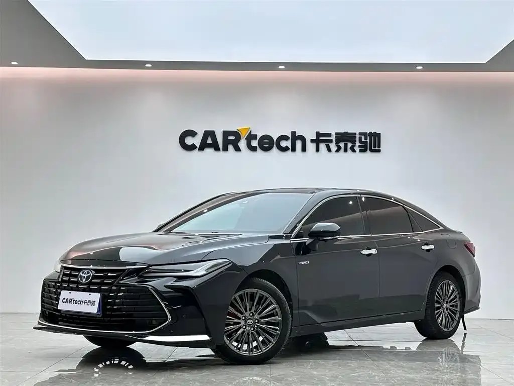 Toyota Avalon 2023 из CN, фото 1