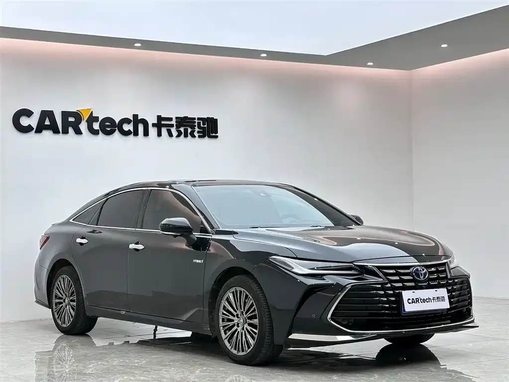 Toyota Avalon 2023 из CN, фото 2