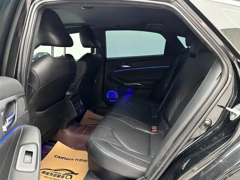 Toyota Avalon 2023 из CN, фото 8