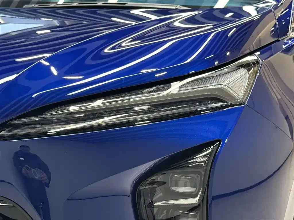 Buick GL8 Hybrid 2024 из CN, фото 7