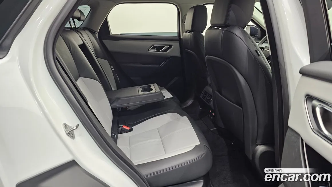 Land Rover Range Rover Velar 2025 из KR, фото 5