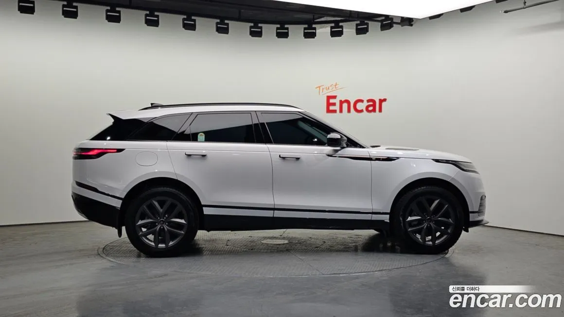 Land Rover Range Rover Velar 2025 из KR, фото 6
