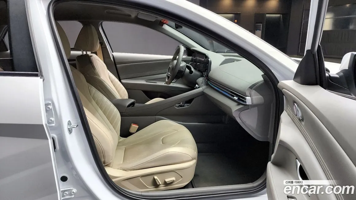 Hyundai AVANTE — фото 9