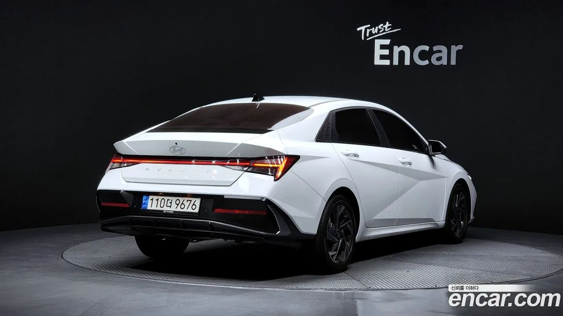 Hyundai AVANTE — фото 3