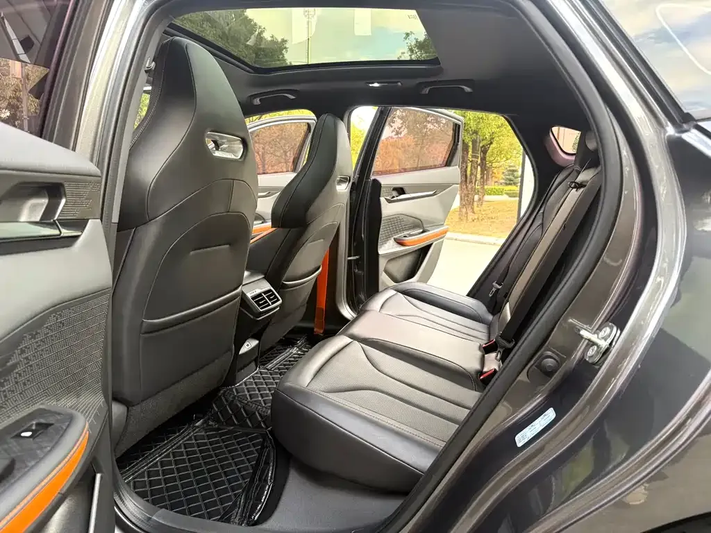 Changan UNI-V 2023 из CN, фото 6